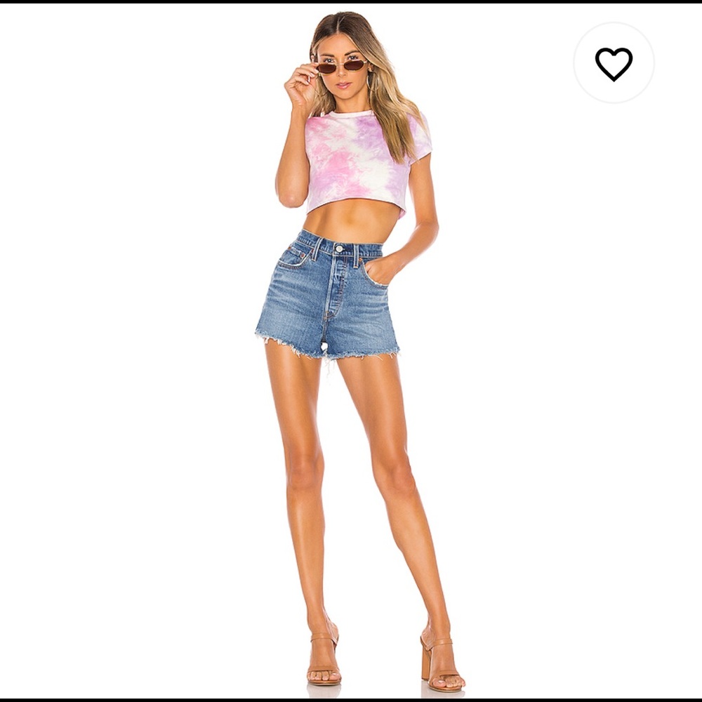 Levi’s Ribcage Short in Urban Oasis - Picture 2 of 4
